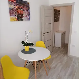 Sunny Blue Apartament